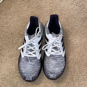 Adidas men Sneakers 9.5